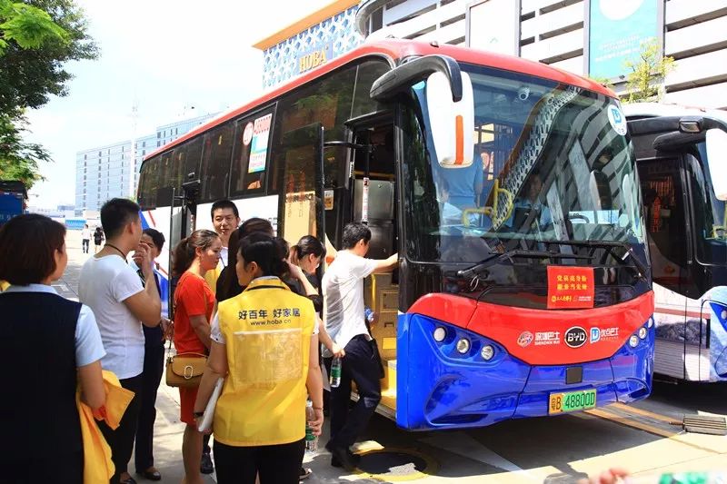 深圳最新巴士引领城市交通革新，助力城市前行